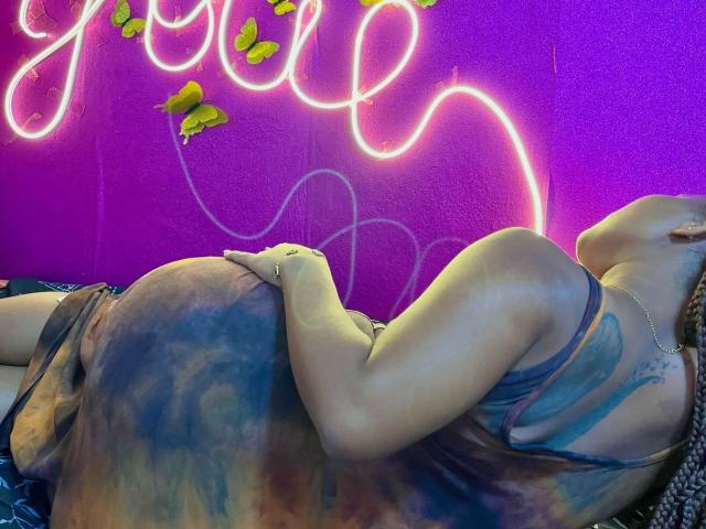 LolaDesir - Live porn &amp; sex cam - 24887009