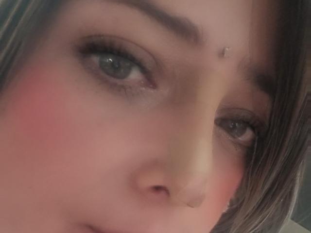 AlessadraJones - Live sexe cam - 24889281