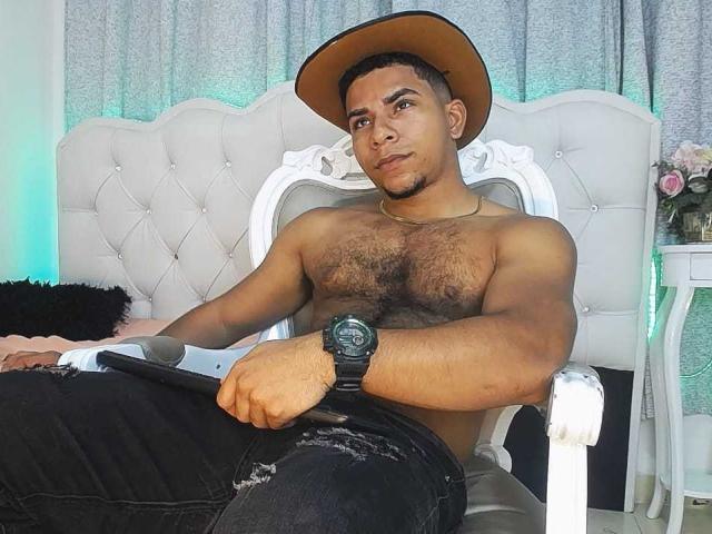 HarrinsonHairy - Camera khiêu dâm &amp; quyến rũ trực tiếp - 24890489