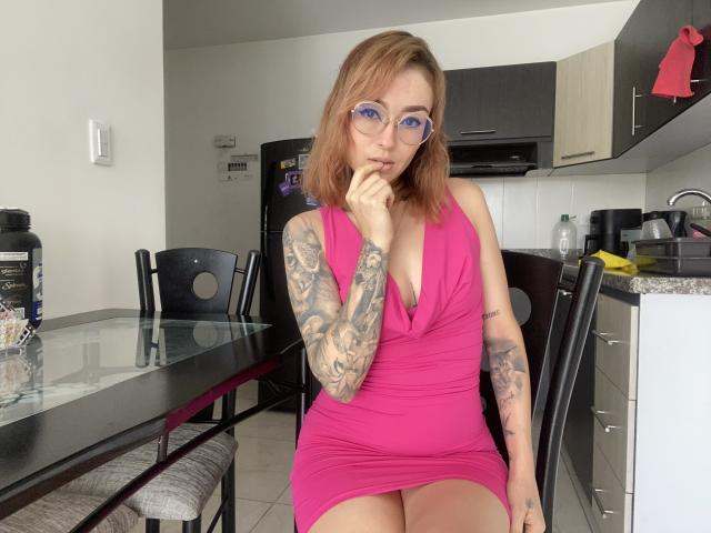SarahRousen - Camera khiêu dâm &amp; quyến rũ trực tiếp - 24891357