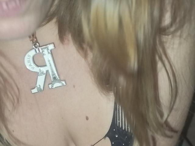 CoupleCadresPervertis - Camera khiêu dâm &amp; quyến rũ trực tiếp - 24899209