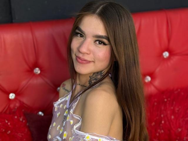 LucyLeroy - Sexe cam en vivo - 24905601