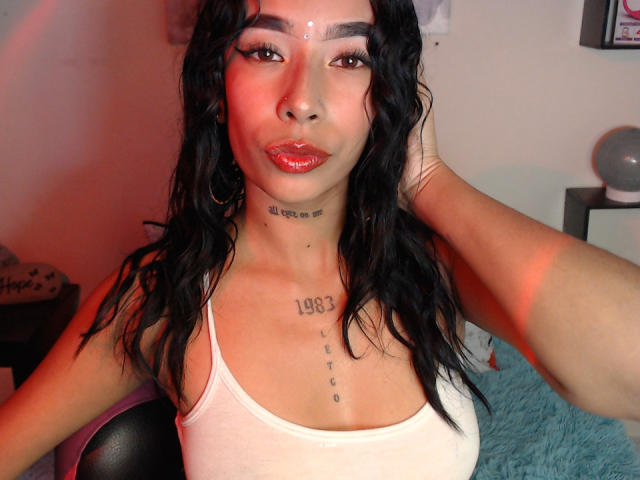 MaddyParker - сексуальная веб-камера в реальном времени - 24906185