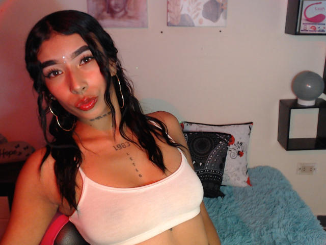 MaddyParker - Live porn &amp; sex cam - 24906205