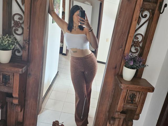 KatyGreyy - Live porn &amp; sex cam - 24912477