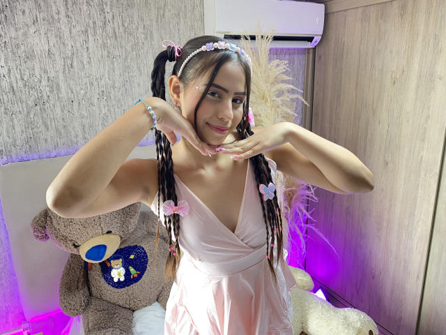 MiaCarpert - Live porn &amp; sex cam - 24913289