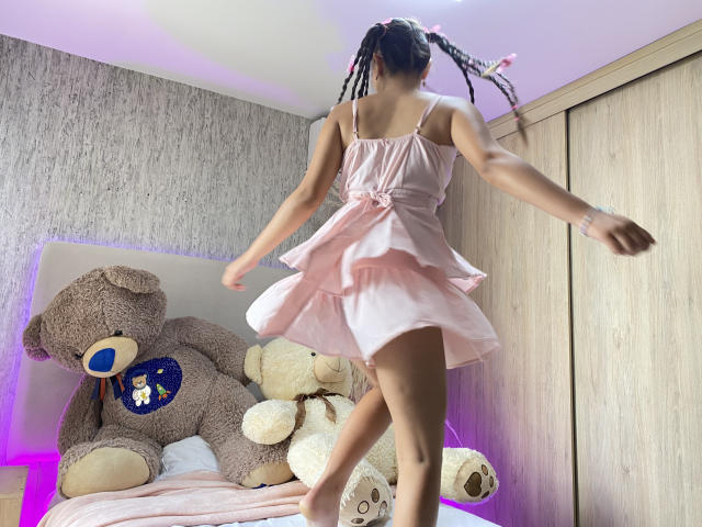 MiaCarpert - сексуальная веб-камера в реальном времени - 24913293