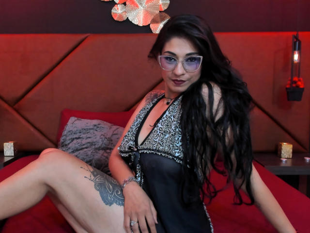IvanaVelvet - Sexe cam en vivo - 24919121