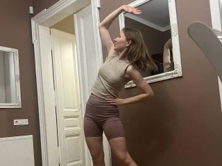 AvroraSnow - Live porn &amp; sex cam - 24919253