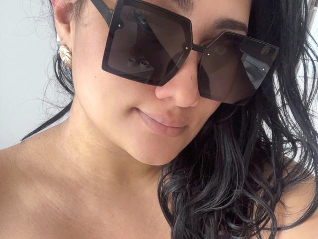 ShiaraRussi - Live porn &amp; sex cam - 24920093