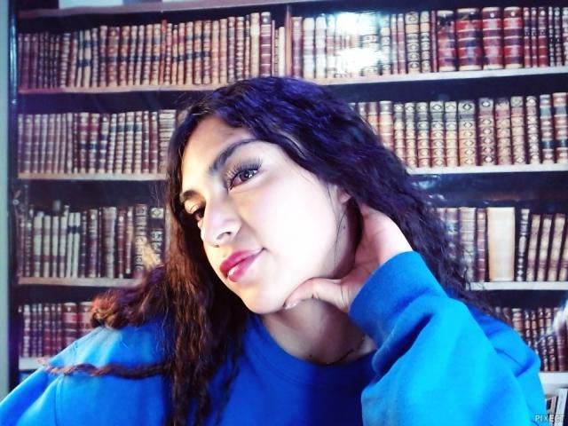 ZhamiraSexy - Sexe cam en vivo - 24921925