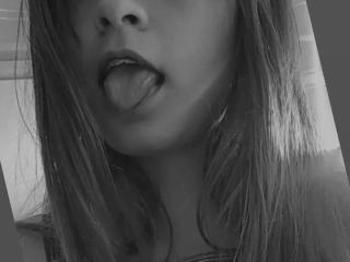 LiaJonnesX - Live porn &amp; sex cam - 24925857