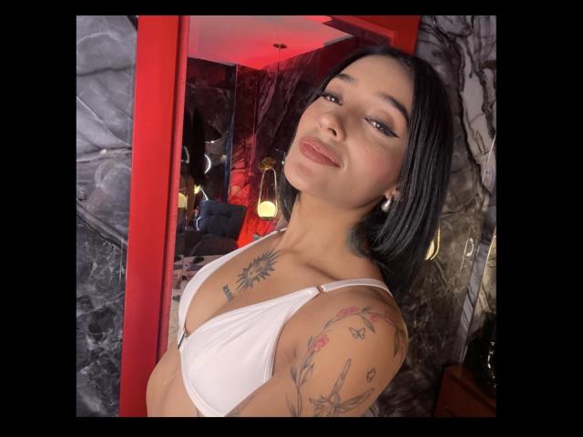 SalomeMille - Live porn &amp; sex cam - 24928725