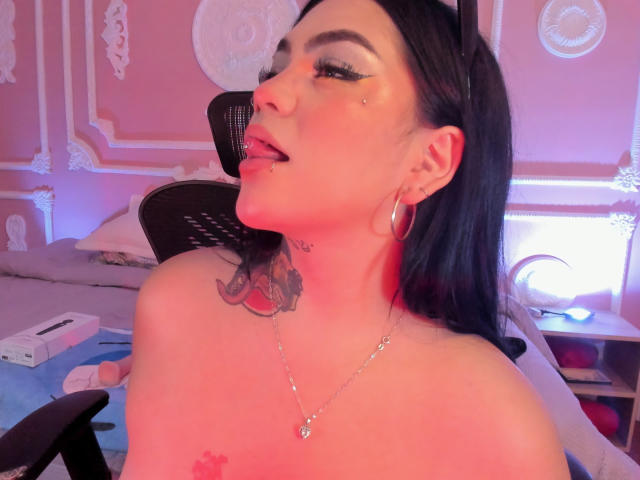TessaCarvell - Live porn &amp; sex cam - 24928817