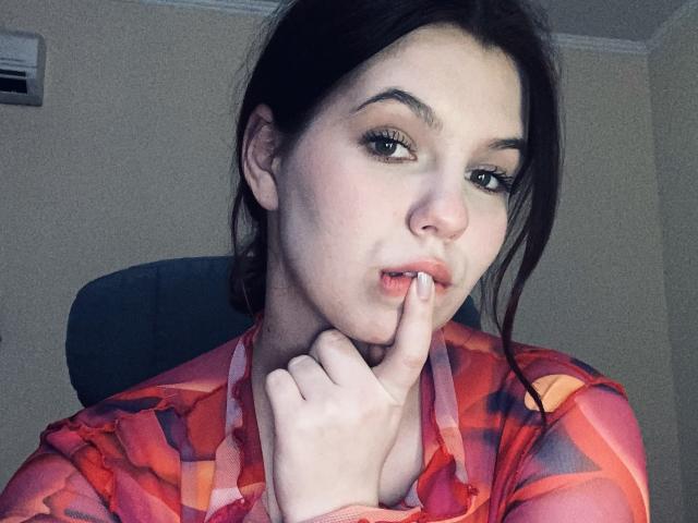 Khaleessi - Sexe cam en vivo - 24930057