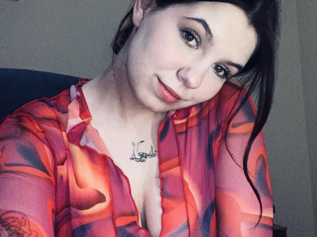 Khaleessi - Live porn &amp; sex cam - 24930093