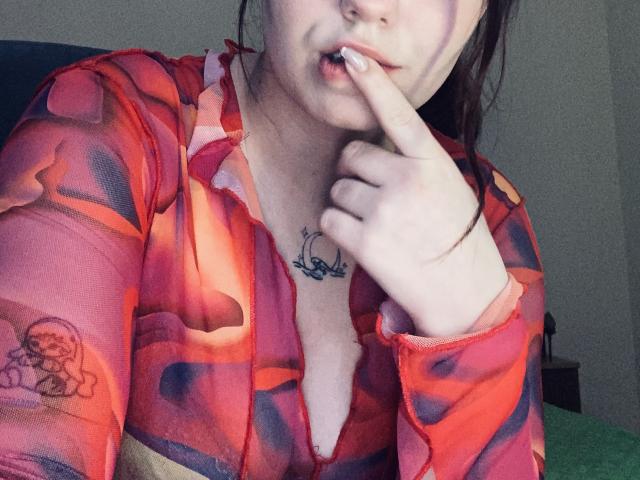 Khaleessi - Live porn &amp; sex cam - 24930129