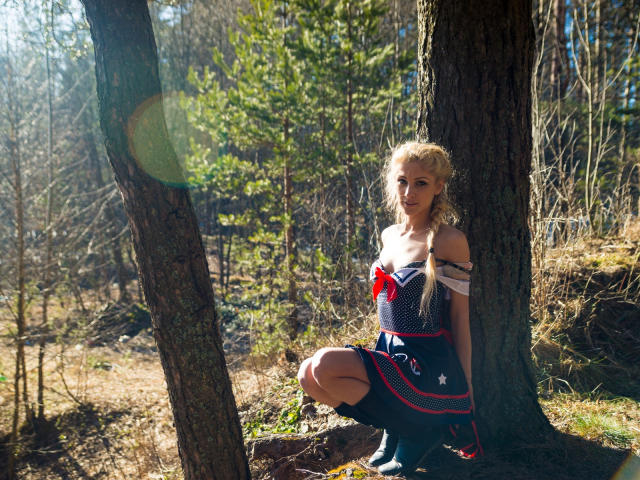 MickieX - Live Sex Cam - 2493637