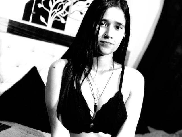 AmyMersh - Live porn &amp; sex cam - 24939681