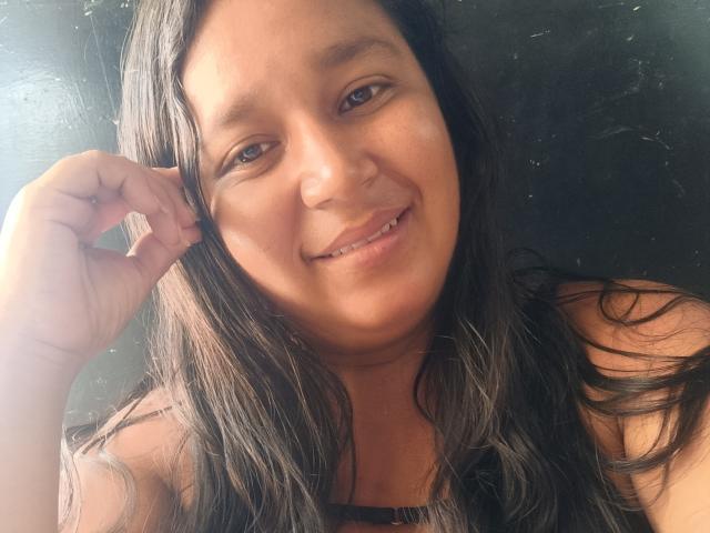 Morenita69s - Sexe cam en vivo - 24944113