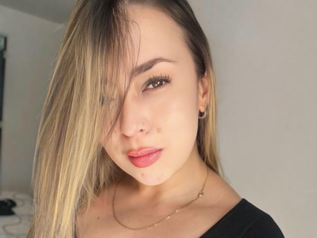 AlinaSmiith - Live sex cam - 24945713