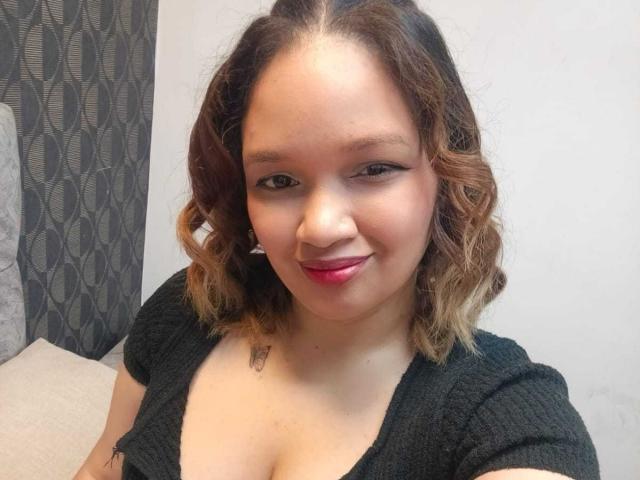 BiancaMorettii - Live porn &amp; sex cam - 24953293