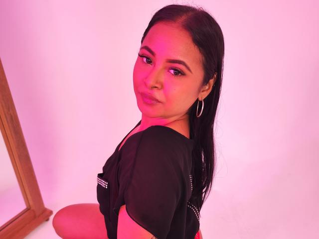 LunaaWilson - Porno na żywo i seks kamera - 24956713