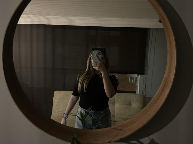 JennyLawry - Live porn &amp; sex cam - 24957025