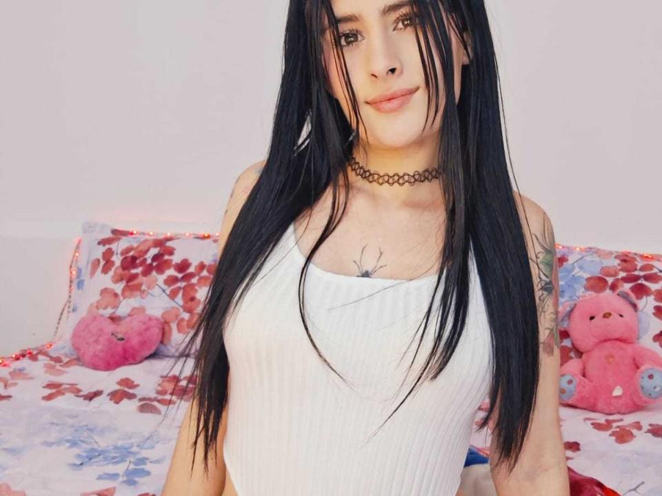 AvalynnSweet - Live porn &amp; sex cam - 24959937