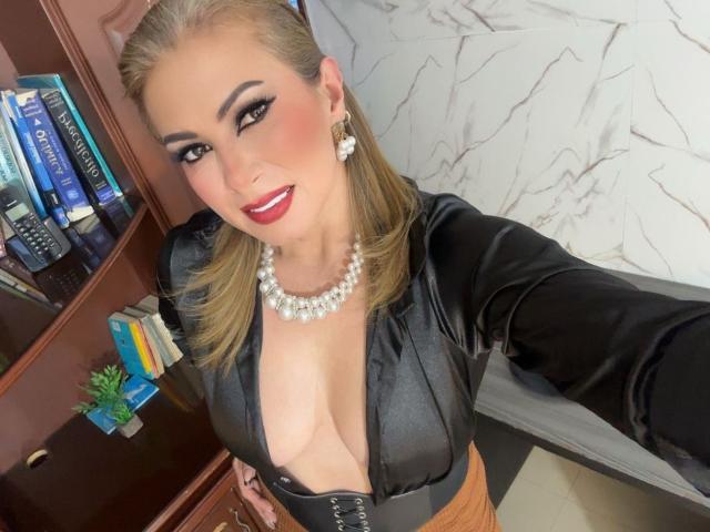 MisseScarleth - Live sex cam - 24961309