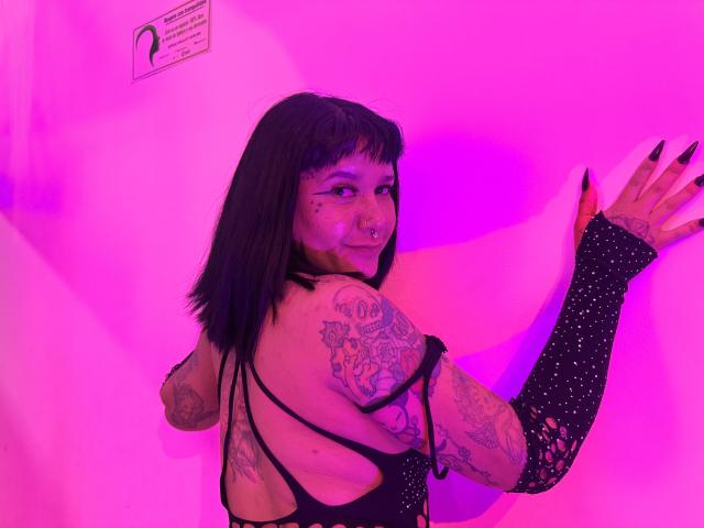 SalmaStonne - Live porn &amp; sex cam - 24963137