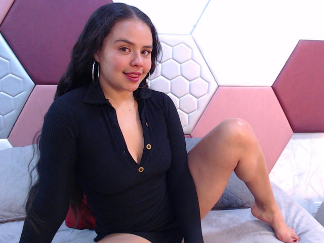 ArielleWilde - Live porn &amp; sex cam - 24963333