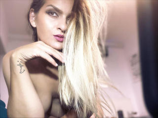 ReveMignoneX - Live porn &amp; sex cam - 24964481