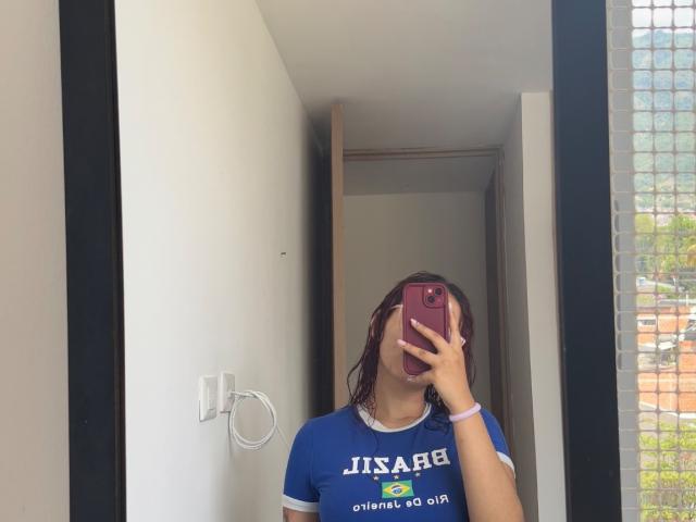 SofiaBrowm - פורנו בשידור חי ומצלמת סקס - 24968009