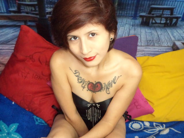 Luciana69 - Sexe cam en vivo - 2497146