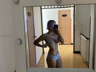 RubbyT - Camera khiêu dâm &amp; quyến rũ trực tiếp - 24971637