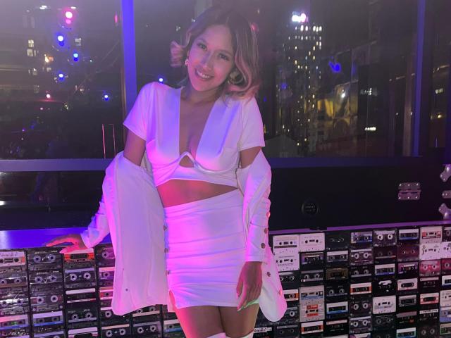 BrianaHarpers - Live sex cam - 24975021