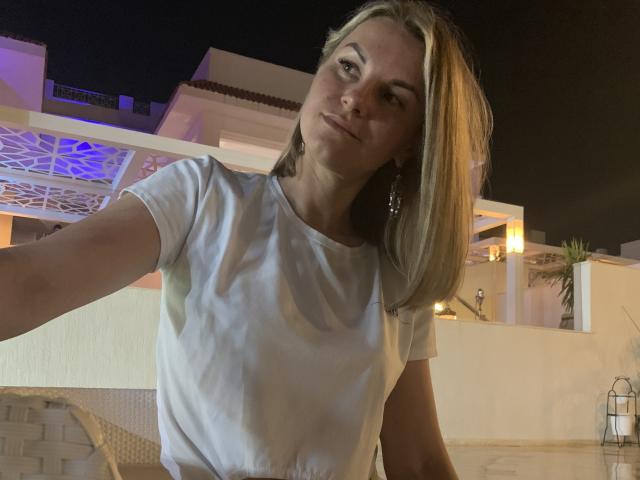 BelleLisaG - Live porn &amp; sex cam - 24976409