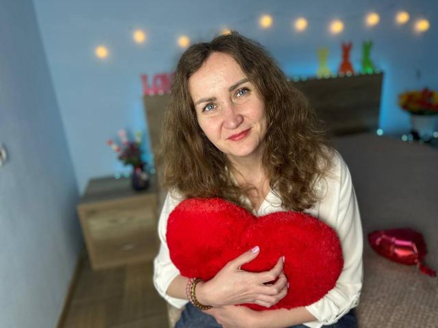 KseniaWiss - Live porn &amp; sex cam - 24979209