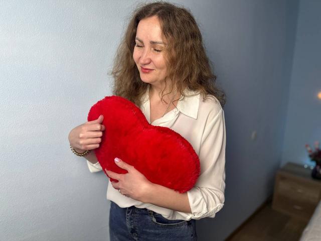 KseniaWiss - Live porn &amp; sex cam - 24979313