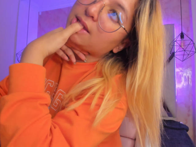 AmaliaRosse - Camera khiêu dâm &amp; quyến rũ trực tiếp - 24984541