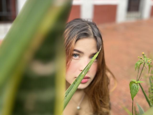 ShantalSummer - פורנו בשידור חי ומצלמת סקס - 24991365