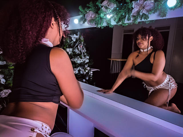 DalilaHeinz - Live porn &amp; sex cam - 24993757