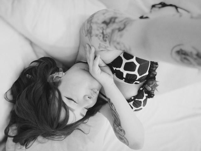 TracieLowe - ライブポルノ&amp;セックスカム - 24994489