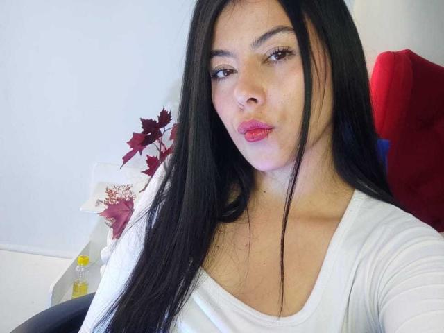 SophiaRamirez - Live porn &amp; sex cam - 24999669