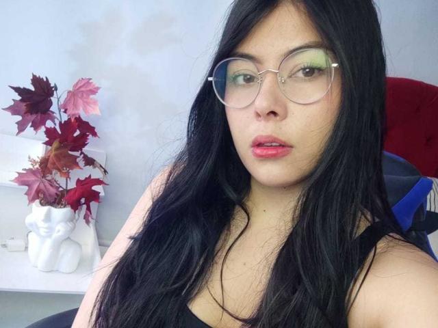 SophiaRamirez - Live porn &amp; sex cam - 24999709