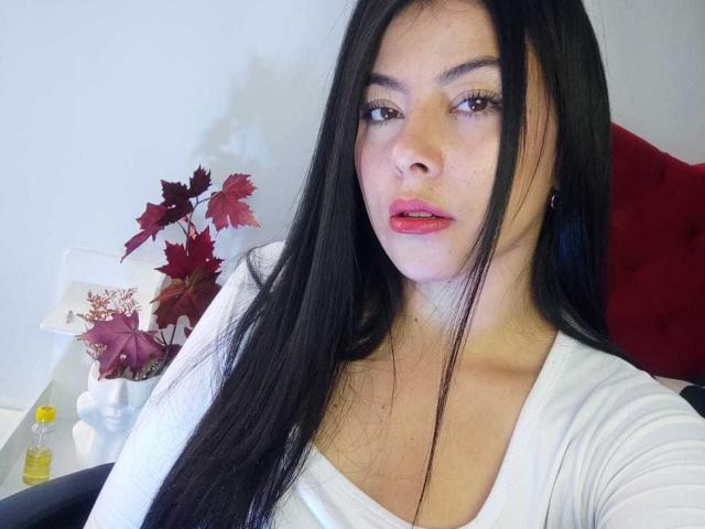 SophiaRamirez - Live porn &amp; sex cam - 24999765