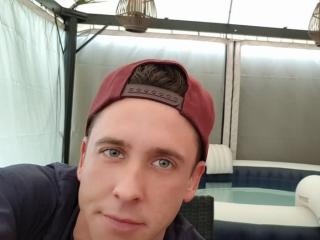 Grekoss - Live porn &amp; sex cam - 25000889