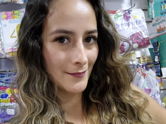 RousseMelinda - Live porn &amp; sex cam - 25007645