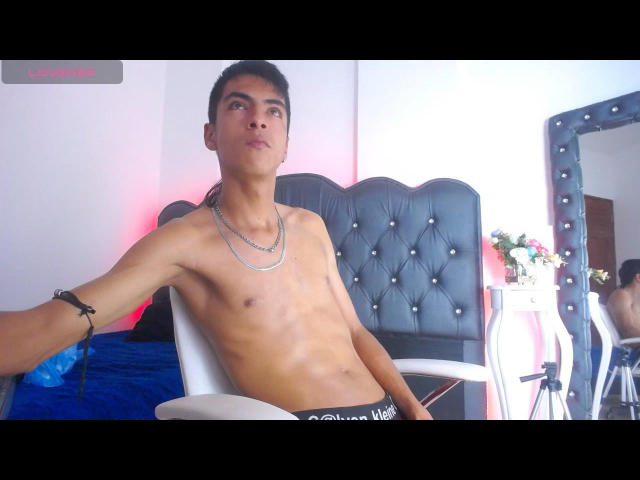 KarlaGasconn - Live porn &amp; sex cam - 25007849